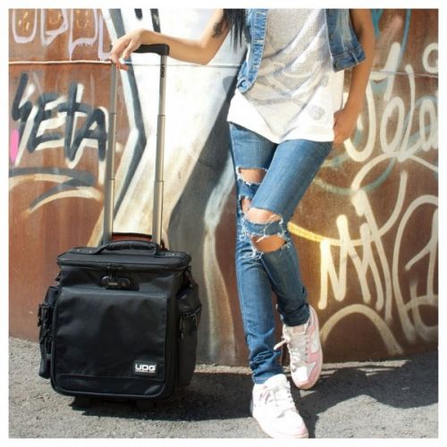 Cумка для вінілових платівок UDG Ultimate SlingBag Trolley DeLuxe Black MK2